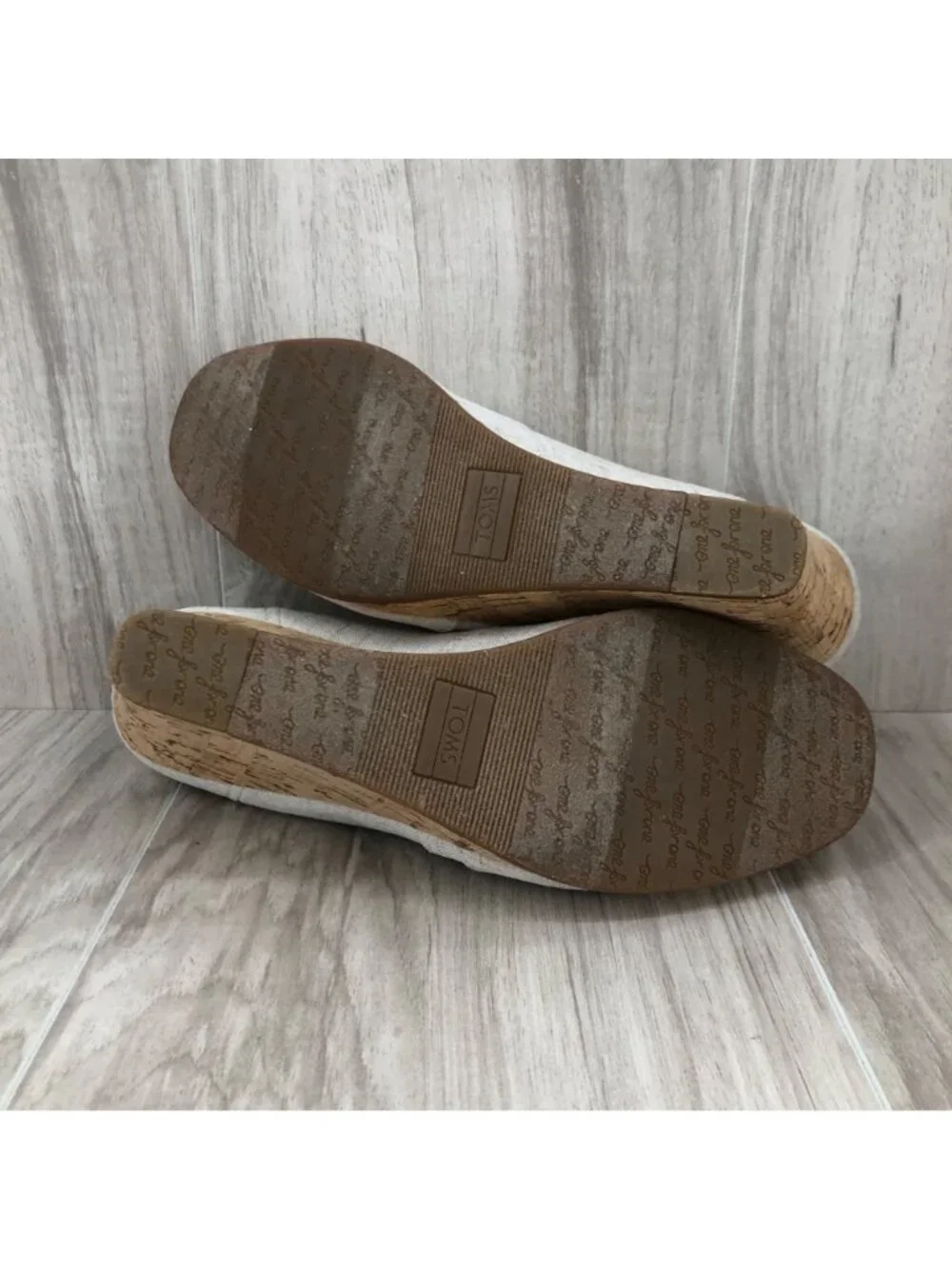 Toms Wedges Womens 8 Tan Slip On Peep Toe Cork Wedge Shoes